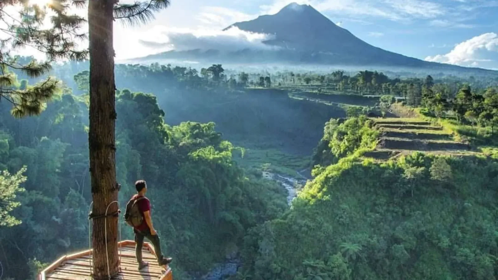 Private Tour Gunung Merapi Jeep 4WD dan Air Terjun Kedung Kayang - Image 5