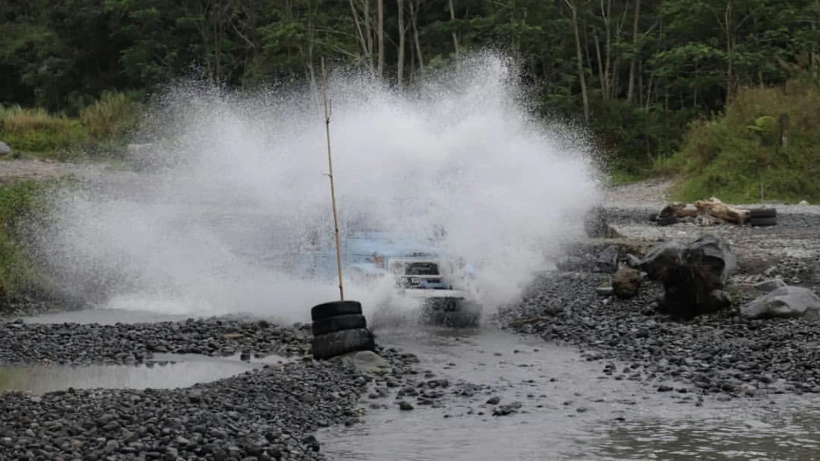 Merapi Volcano 4WD Jeep Tour and Pindul Cave River Tubing
