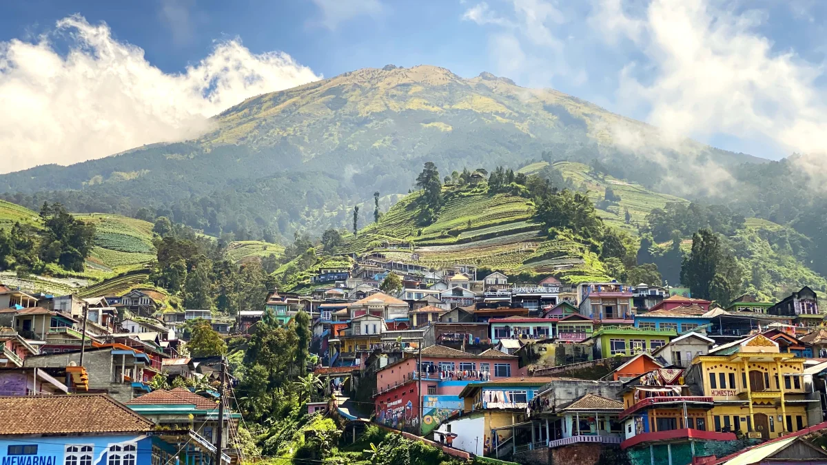 Erkundung des Dorfes Van Java in Nepal