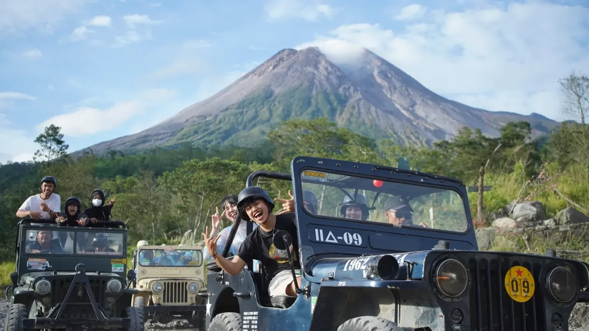Beneath the Smoking Peak: A Traveler’s Honest Guide to the Merapi Jeep Tour