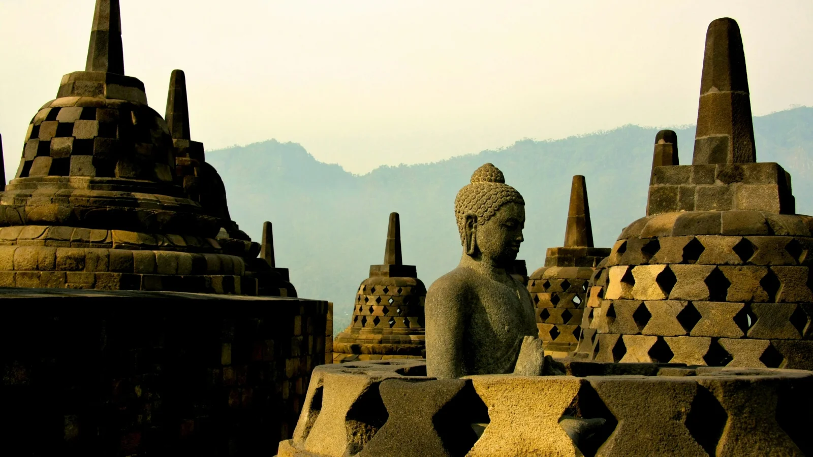 Borobudur Sunrise Setumbu Hill Tour from Yogyakarta - Image 5