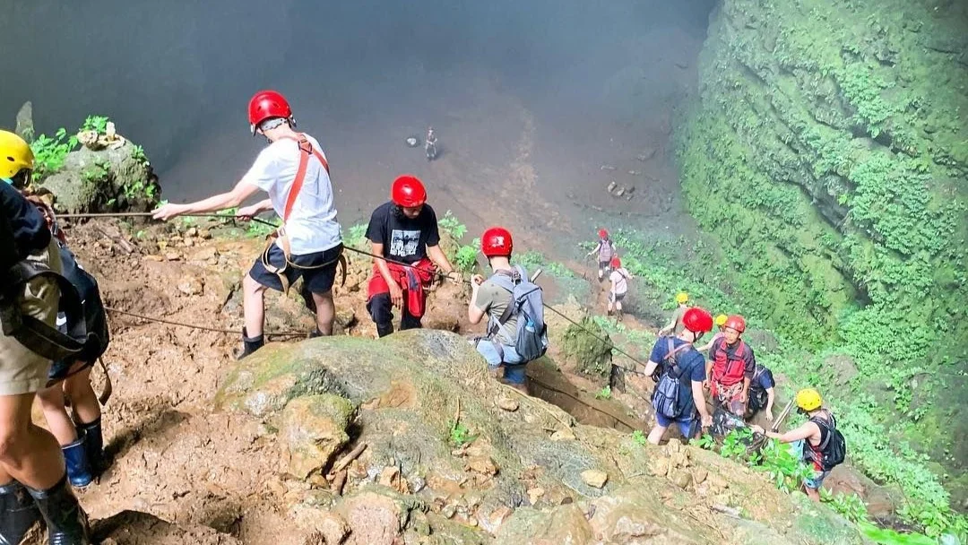 Jomblang Cave Heaven’s Light Day Tour Yogyakarta Experience - Image 7