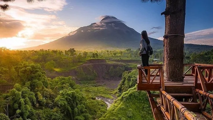 Sunrise Kedung Kayang Waterfall and Merapi Volcano 4WD Jeep Tour