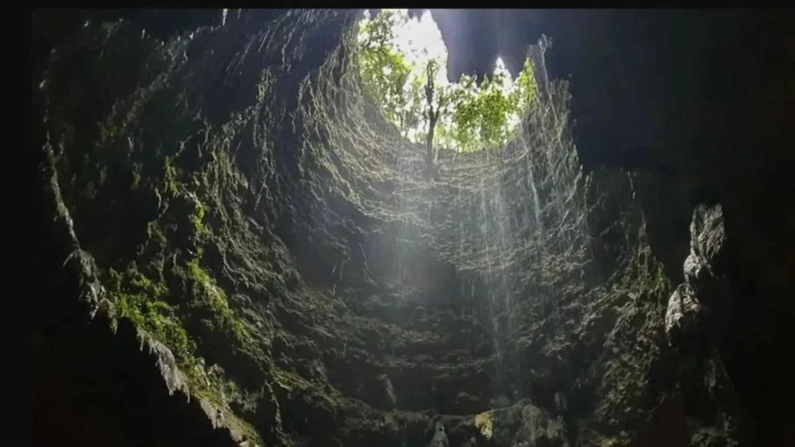 Merapi Jeep 4WD 일출, Jomblang 및 Pindul 동굴 투어