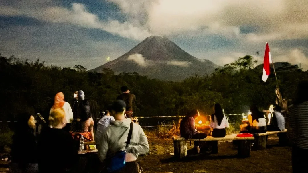 Prambanan Sunset and Merapi Night Lava Flow Observation - Image 9