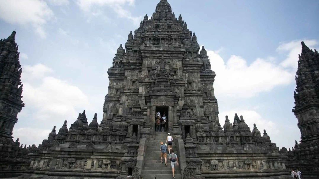Jomblang Cave Adventure and Prambanan Temple Day Tour with Lunch - Image 6