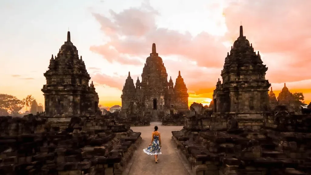 Yogyakarta Tour Package 2 Days Adventure and Temple Experience - Image 5