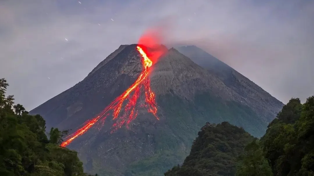 Mount Merapi Night Lava Flow Experience from Yogyakarta
