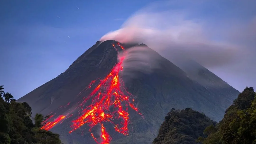 Mount Merapi Night Lava Flow Experience from Yogyakarta