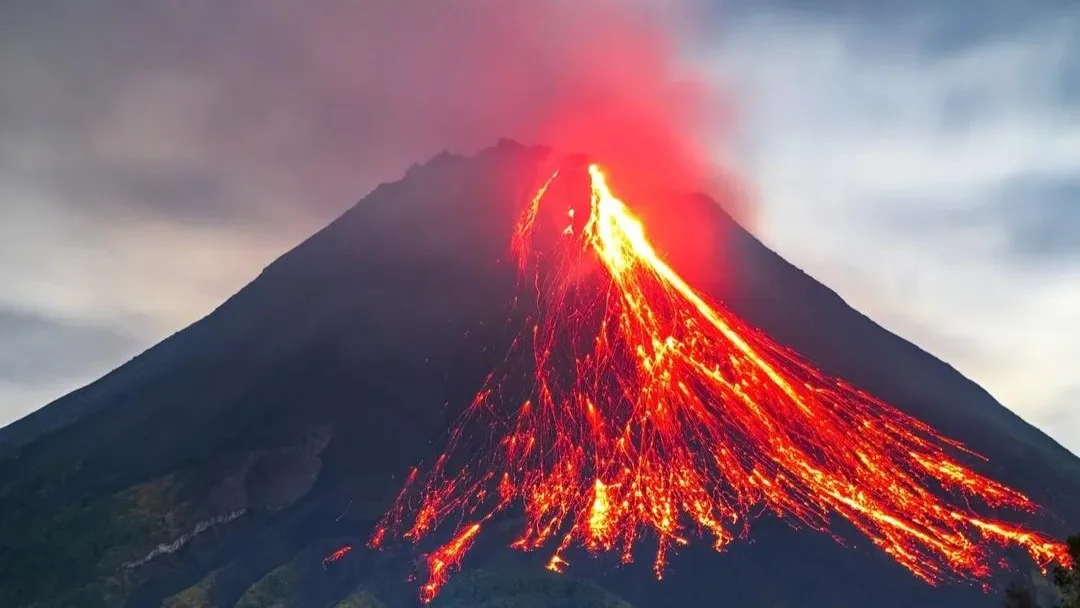 Mount Merapi Night Lava Flow Experience from Yogyakarta