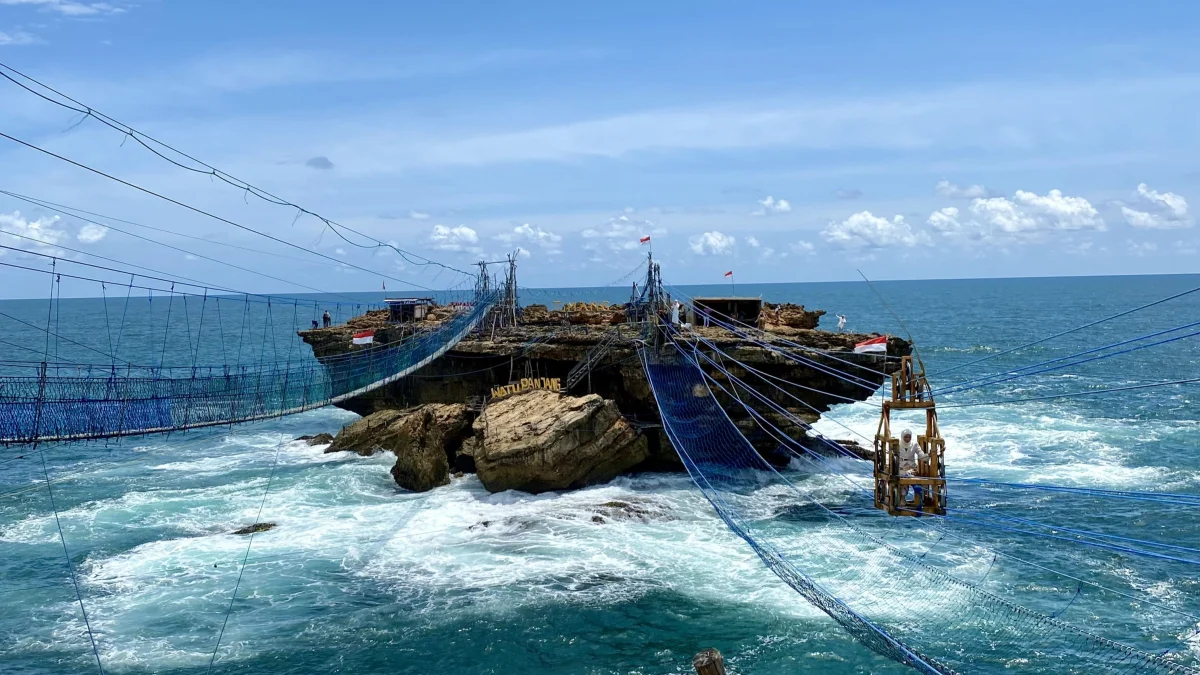 提曼海滩 Tour Packages and Travel Destinations in Indonesia