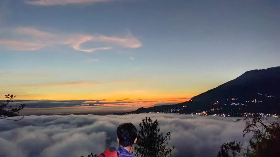 Mount Andong Sunrise or Day Trekking Tour with Guide - Image 10