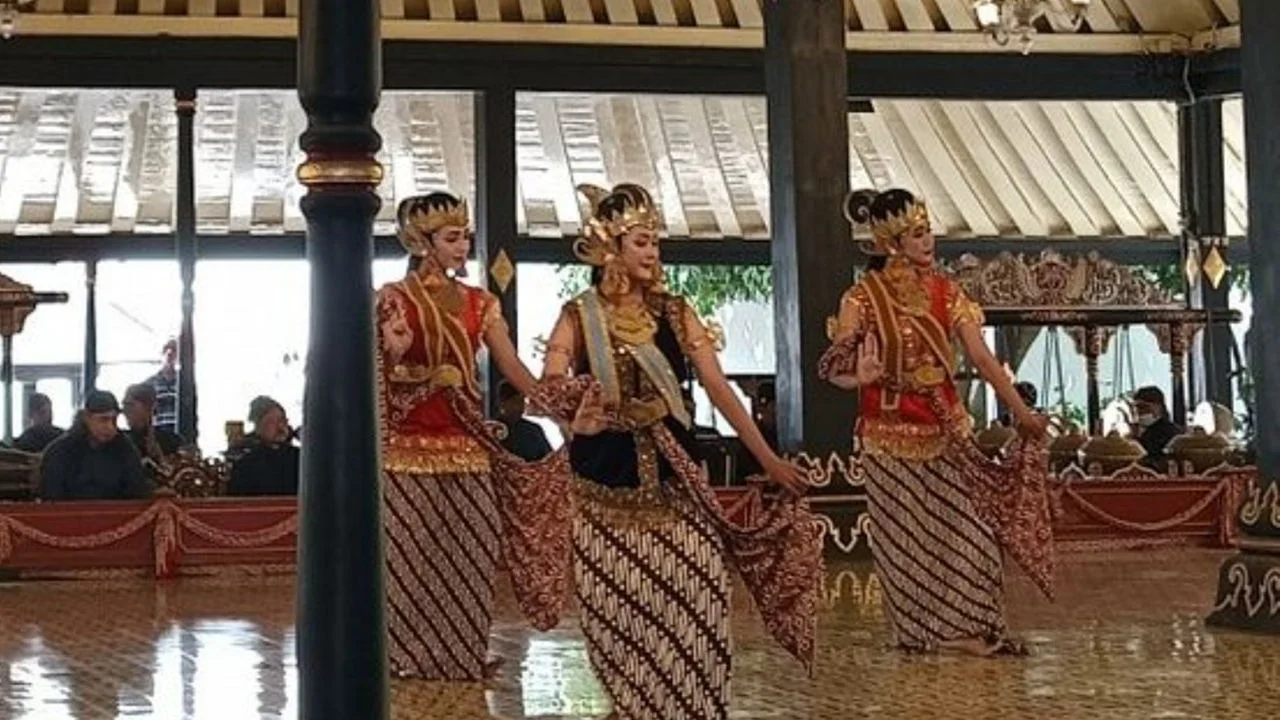 Sultan Palace, Water Castle Guided Tour and Batik Making Course - Image 7