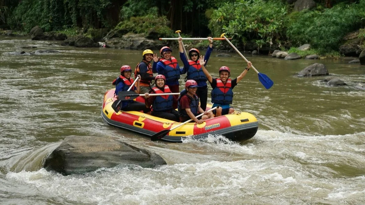 Elo White Water Rafting and Merapi Volcano 4WD Jeep Guided Tour