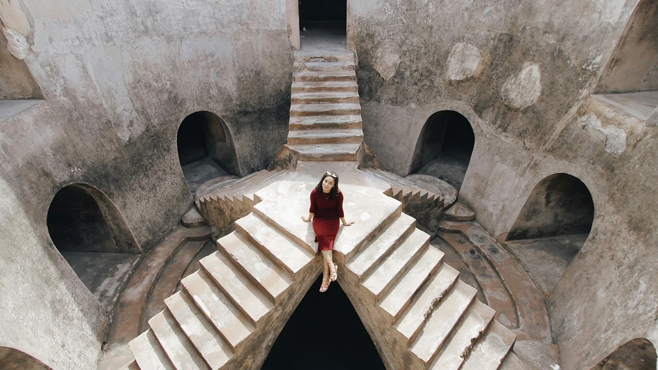 Yogyakarta Sultan Palace and Tamansari Water Castle Guided Tour - Image 9
