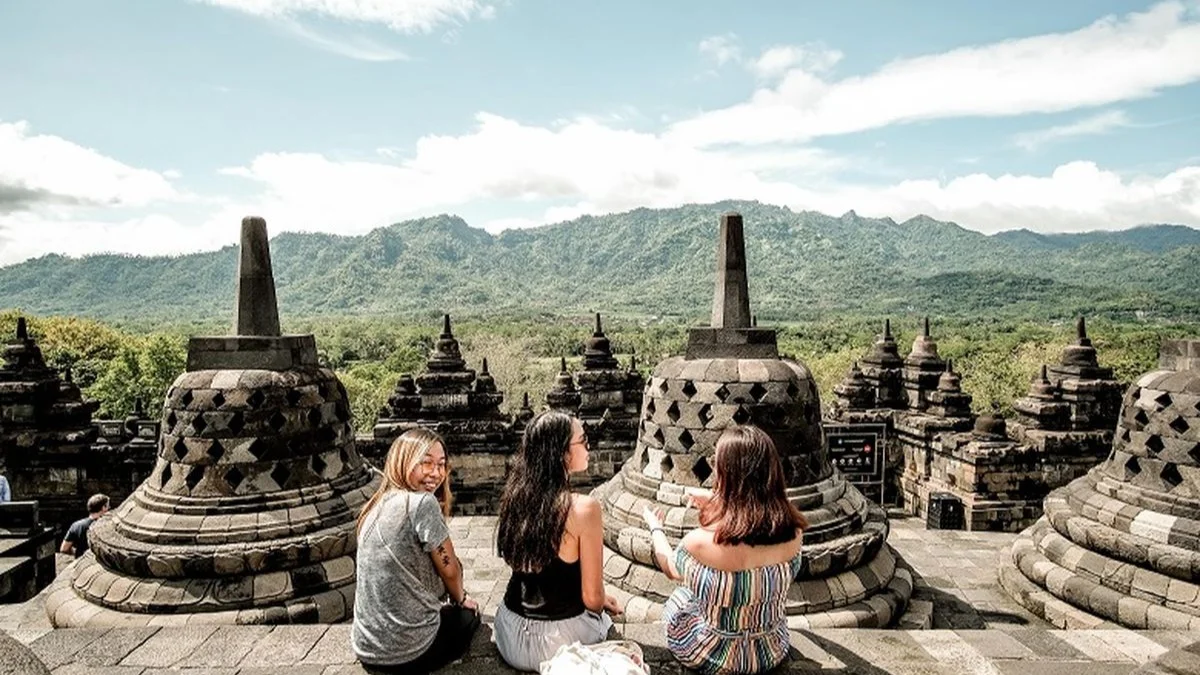 Borobudur Temple Climb-Up Experience